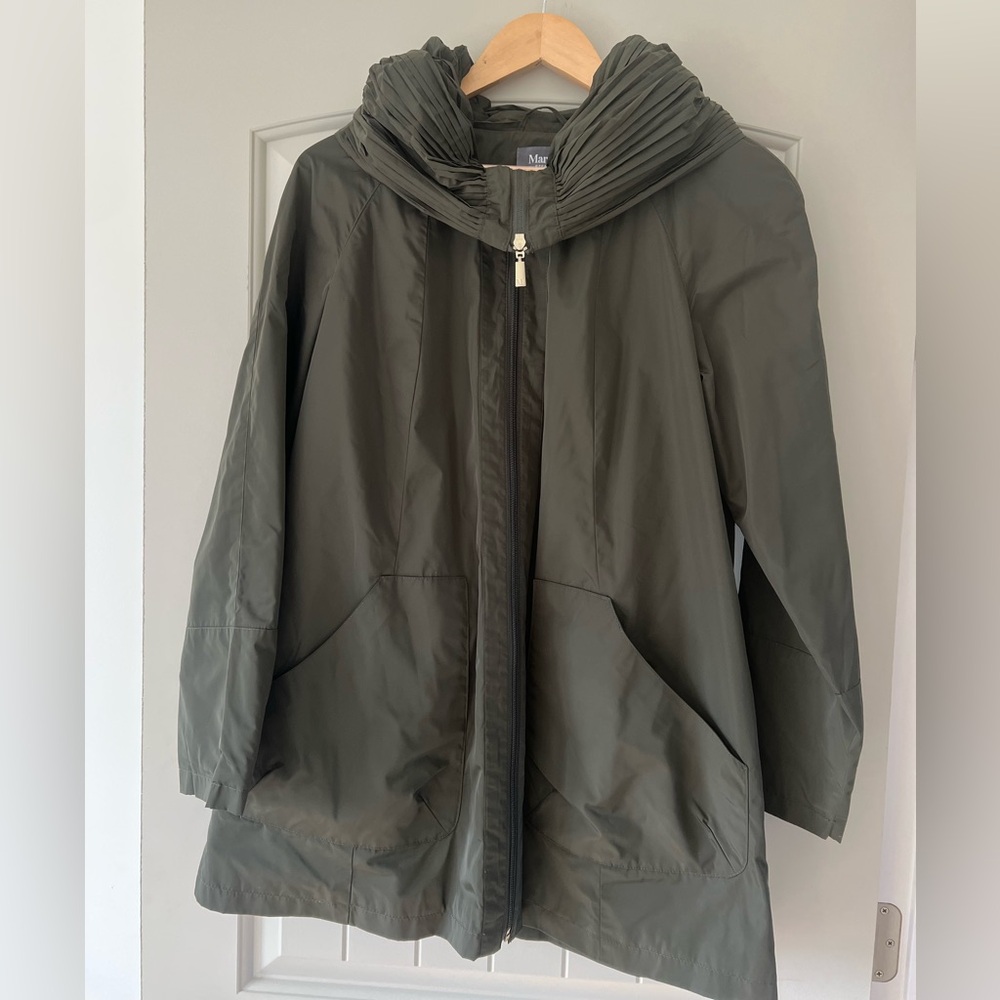 Martha Stewart Olive Green Accordion Hood Rain Utility Jacket XS